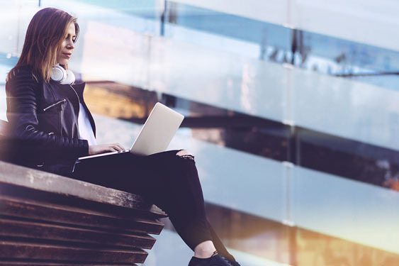 cropped-SE_woman_working_remotely-1.jpg